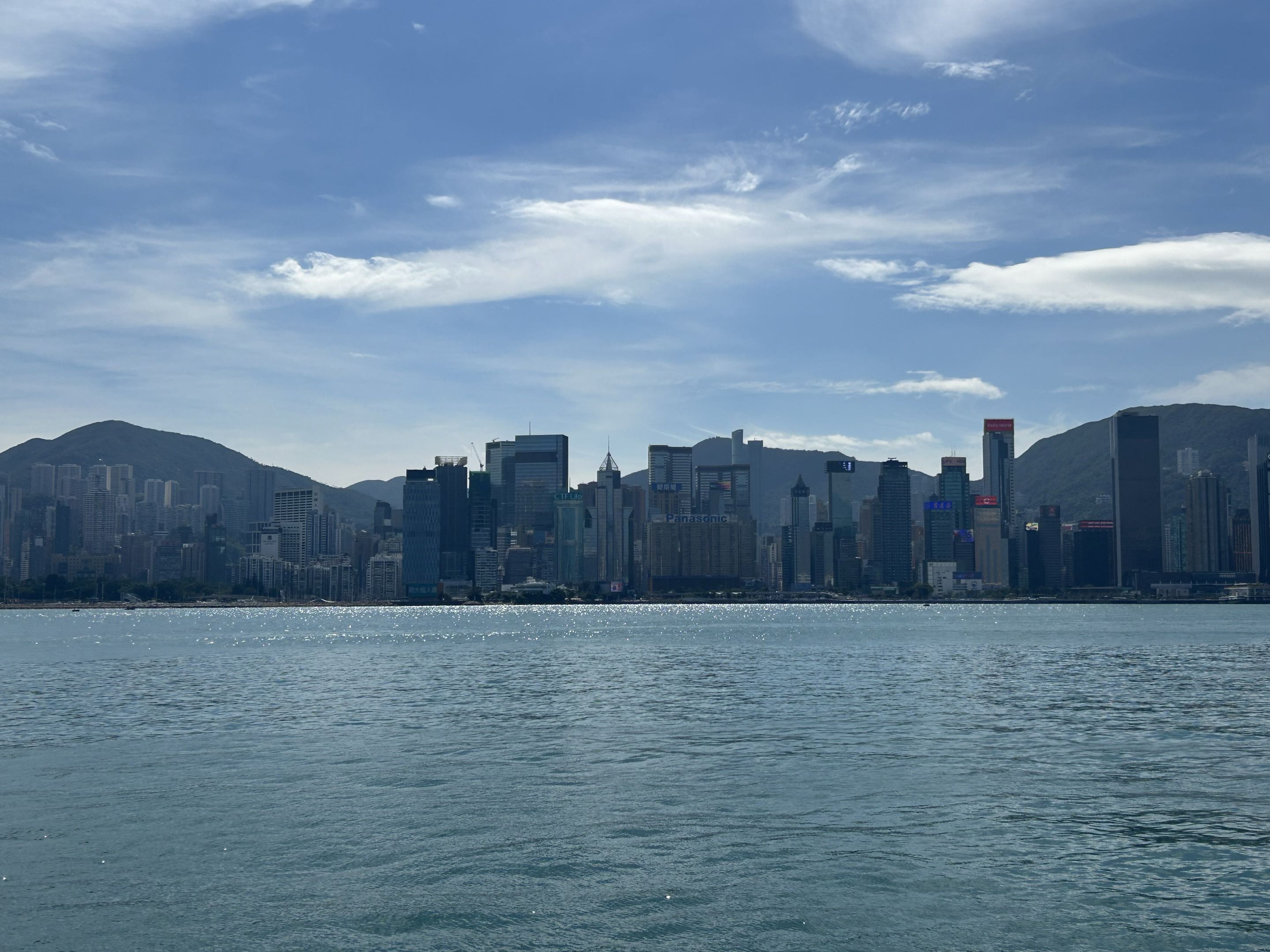 Hong Kong photo 7 - Water